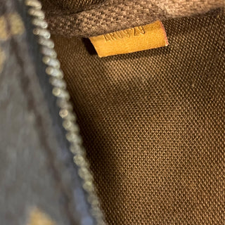LOUIS VUITTON Pochette Accessories Vintage Monogram Canvas Shoulder Bag