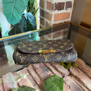 LOUIS VUITTON Favorite PM Monogram Canvas Brown Shoulder Bag