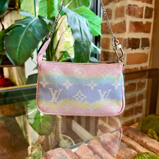 LOUIS VUITTON Pochette Accessories Mini Escale Pastel