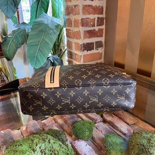 LOUIS VUITTON Sac Bosphore Brown Monogram Messenger Bag