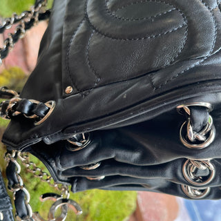 CHANEL Ligne Black Diagonal CC Lambskin Shoulder Bag