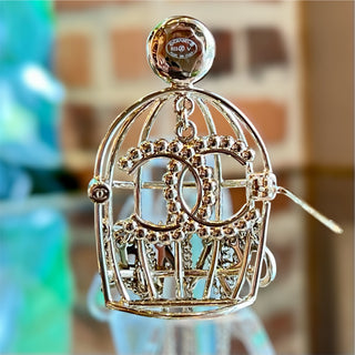 CHANEL Birdcage Light Gold Strass Pearl Crystal CC Brooch