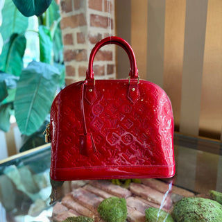 LOUIS VUITTON Vernis Alma GM