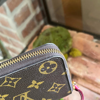 LOUIS VUITTON Clemence Fuchsia Monogram Canvas Wallet