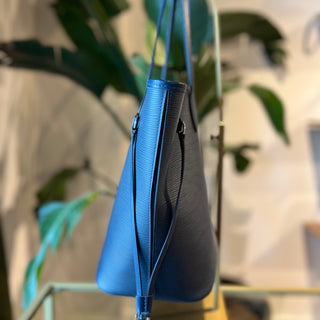 LOUIS VUITTON Navy Epi Leather Neverfull MM