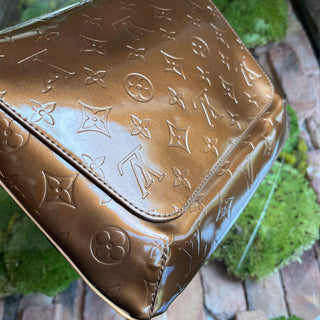 LOUIS VUITTON Thompson Street Bronze Vernis Shoulder Bag