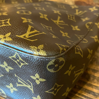 LOUIS VUITTON Looping MM Monogram Canvas Vintage Shoulder Bag