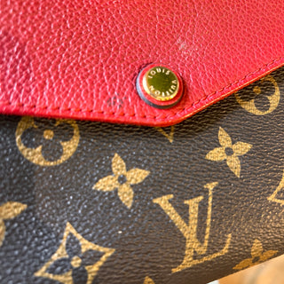LOUIS VUITTON Monogram Twice Crossbody