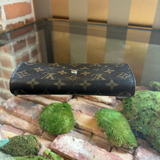 LOUIS VUITTON Monogram Sarah Wallet