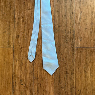 HERMES Bleu Ciel Faconnee H Silk Tie