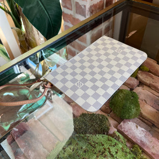 LOUIS VUITTON Neverfull Damier Azur Canvas Pochette