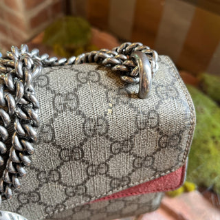 GUCCI Dionysus Medium GG Supreme Monogram Red Shoulder Bag
