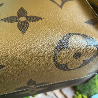 LOUIS VUITTON Onthego GM Reverse Giant Monogram Tote