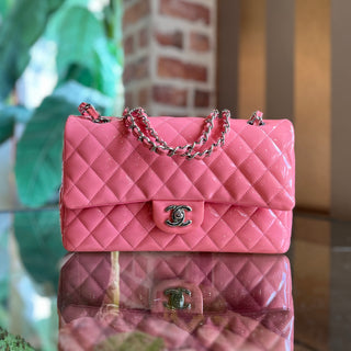CHANEL Classic Flap Pink Quilted Patent Leather Shoulder Bag