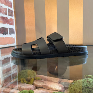 HERMES Chypre Brown Leopard Sandals SZ 39 (US 9)