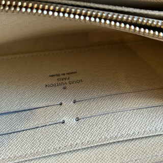 LOUIS VUITTON Zippy Damier Azur Canvas Wallet