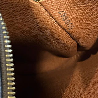 LOUIS VUITTON Papillon 26 Brown Vintage Monogram Canvas Satchel