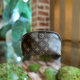 LOUIS VUITTON Cosmetic Pouch PM Monogram Canvas Dome Pouch