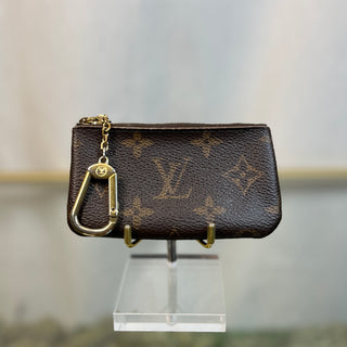 LOUIS VUITTON Monogram Key Cles