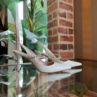 MIUMIU White Crystal Strap Patent Leather Slingback Heels SZ38(8US)