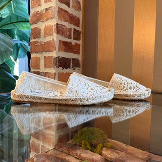 TORY BURCH White Lazer Cut Mesh Espadrilles SZ 7