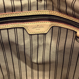LOUIS VUITTON Delightful Brown Monogram Canvas Hobo