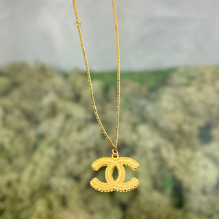 CHANEL Matte Gold Metal CC Necklace