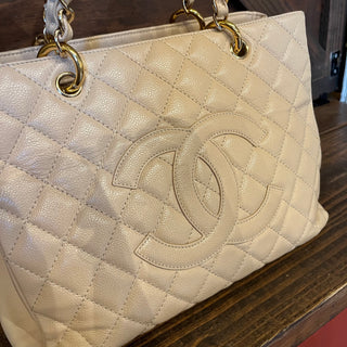 CHANEL GST Grand Shopper Beige Caviar Leather Quilted Tote