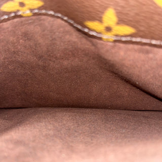 LOUIS VUITTON Pochette Metis Monogram Canvas Shoulder Bag