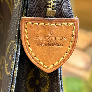 LOUIS VUITTON Vintage LV Monogram Toiletry Pouch