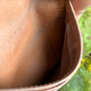 LOUIS VUITTON Sarah Brown Monogram Canvas Vintage Wallet