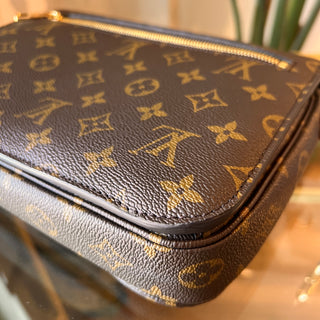 LOUIS VUITTON Monogram Pochette Métis