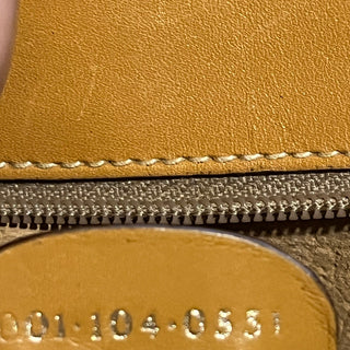 GUCCI White Micro GG Canvas Vintage Crossbody