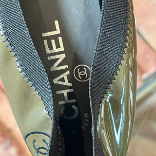 CHANEL Olive Green Black Interlocking CC Logo Patent Leather Grosgrain Ballet Flats SZ37C(7US)