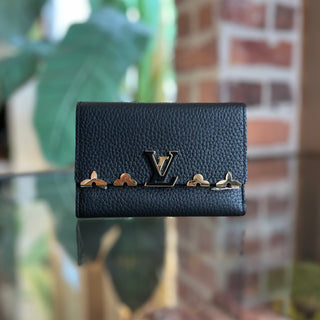 LOUIS VUITTON Capucines Compact Black Taurillon Leather Wallet