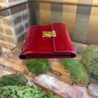 LOUIS VUITTON Red Vernis Card Wallet