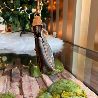 LOUIS VUITTON Riveting Pochette Monogram Canvas Limited Edition Shoulder Bag