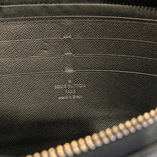 LOUIS VUITTON Damier Graphite Canvas Black Wristlet Pouch