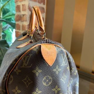 LOUIS VUITTON Speedy 40 Brown Monogram Canvas Vintage Satchel Bag