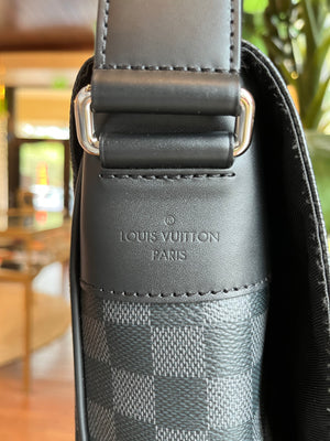 Louis Vuitton Messenger District GM damier Blue Grey Leather Cloth  ref.42114 - Joli Closet