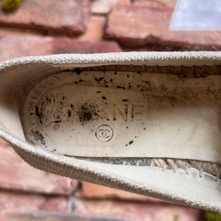 CHANEL CC Beige Espadrilles SZ 36 (US 6)