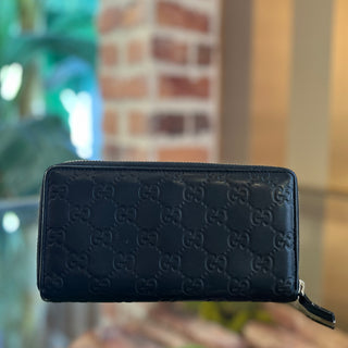 GUCCI Black Gucissima Leather Zip Around Wallet