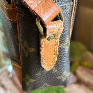 LOUIS VUITTON Trocadero Brown Monogram Canvas Vintage Crossbody
