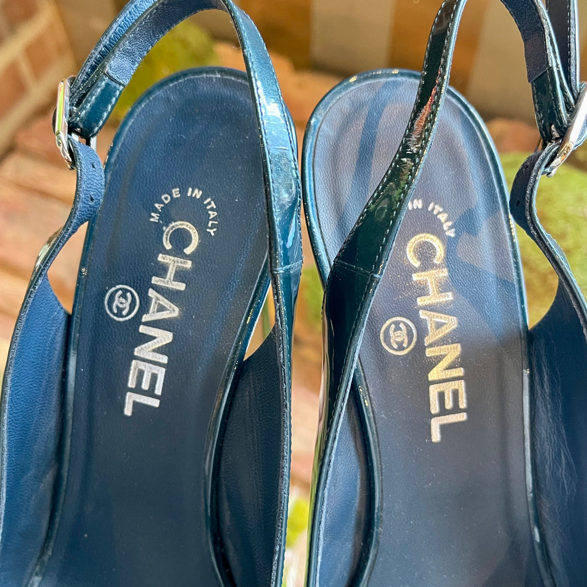CHANEL Teal Blue Patent Open Toe Platform Slingback Sandals Sz 40