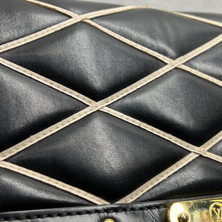 LOUIS VUITTON Malletage Pochette Black White Quilted Lambskin Shoulder Bag