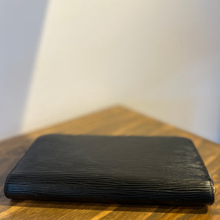 LOUIS VUITTON Epi Zippy Wallet