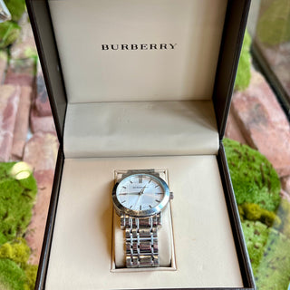 BURBERRY BU1350 The City Silver Stainless Steel Quartz Watch