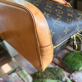 LOUIS VUITTON Alma PM Brown Monogram Canvas Vintage Satchel Bag