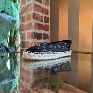 CHANEL Black Mesh Interlocking CC Espadrilles SZ 38 (US 8)