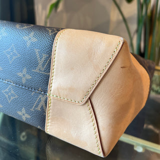 LOUIS VUITTON Berri MM Brown Monogram Canvas Shoulder Bag
